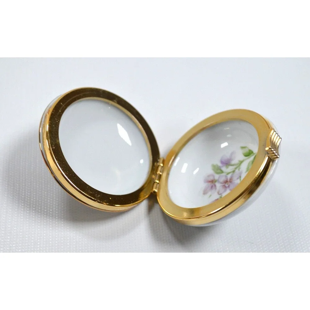 Vintage Ceramic Trinket Dish / Jar‎ with Flip Lid White with Gold Accent Trim
